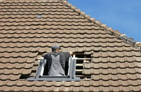 Pose de velux - Berchères-les-Pierres